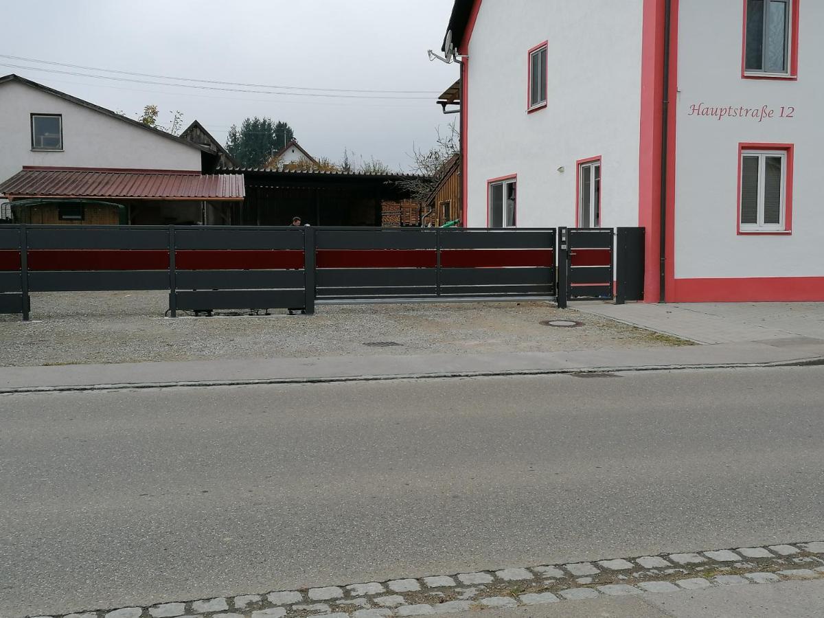 Obergessertshausen Ferienwohnung Sabine מראה חיצוני תמונה