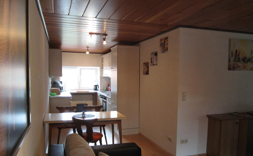 Obergessertshausen Ferienwohnung Sabine חדר תמונה