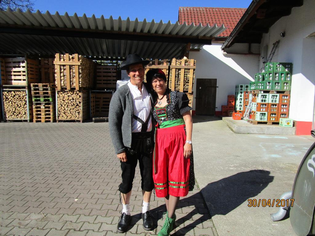 Obergessertshausen Ferienwohnung Sabine מראה חיצוני תמונה