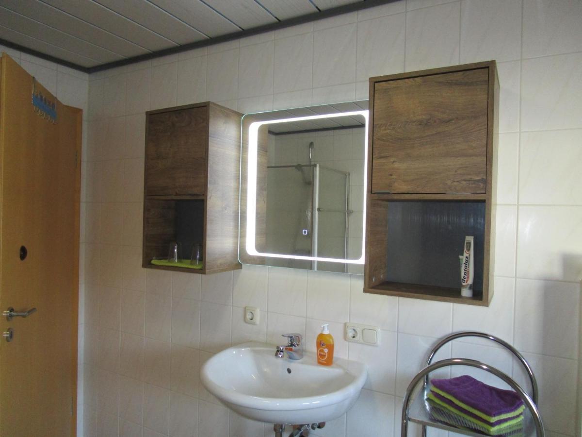 Obergessertshausen Ferienwohnung Sabine מראה חיצוני תמונה
