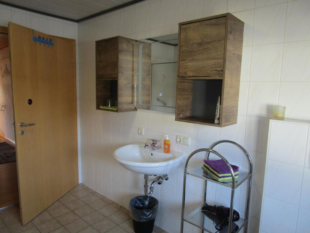 Obergessertshausen Ferienwohnung Sabine מראה חיצוני תמונה