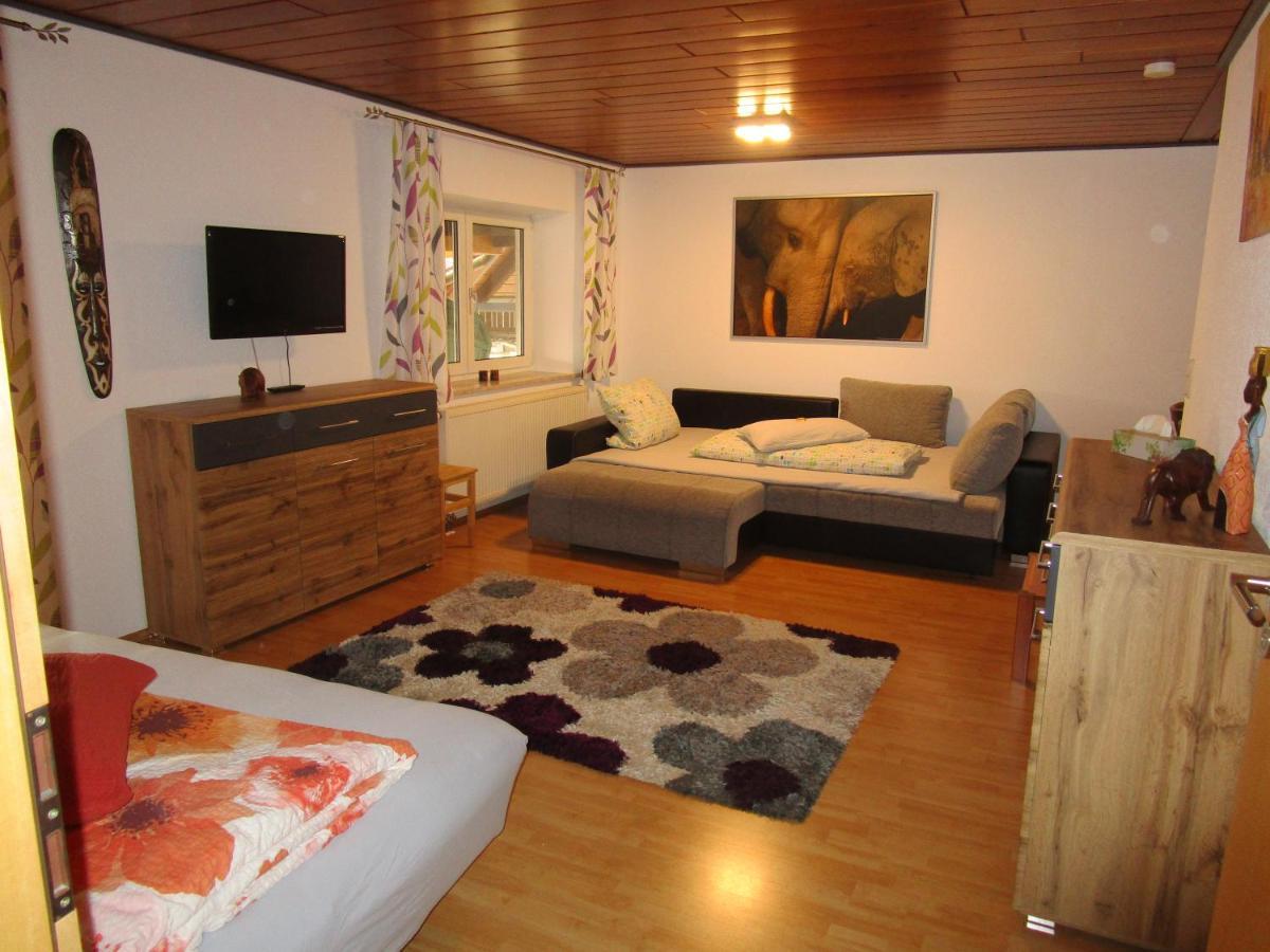 Obergessertshausen Ferienwohnung Sabine מראה חיצוני תמונה
